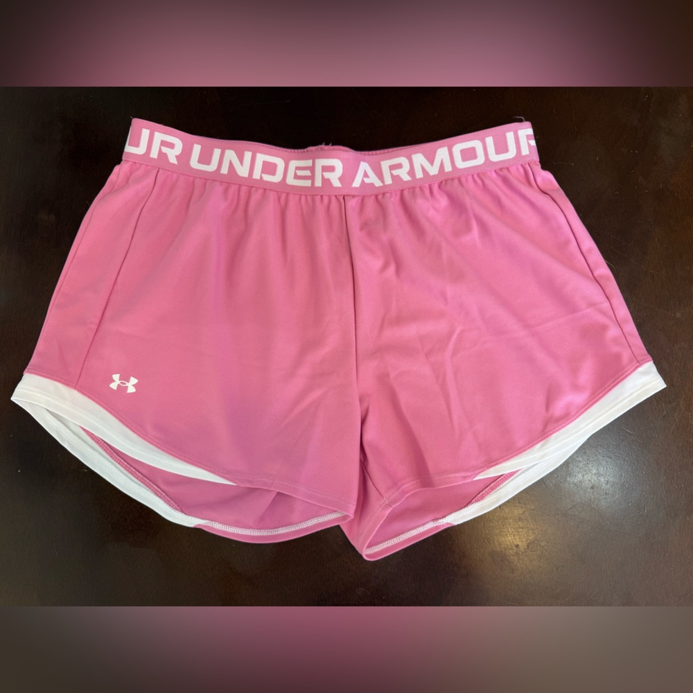 Large Women's Pink and White Under Armour Shorts